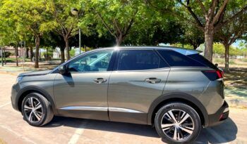 PEUGEOT 3008 ALLURE 1.2i 130CV 6 VELOCIDADES AÑO 2019 lleno