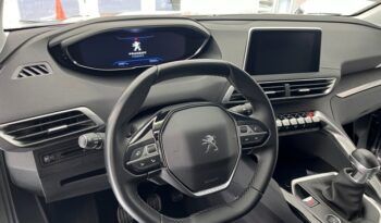 PEUGEOT 3008 ALLURE 1.2i 130CV 6 VELOCIDADES AÑO 2019 lleno