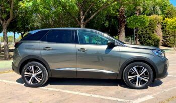 PEUGEOT 3008 ALLURE 1.2i 130CV 6 VELOCIDADES AÑO 2019 lleno