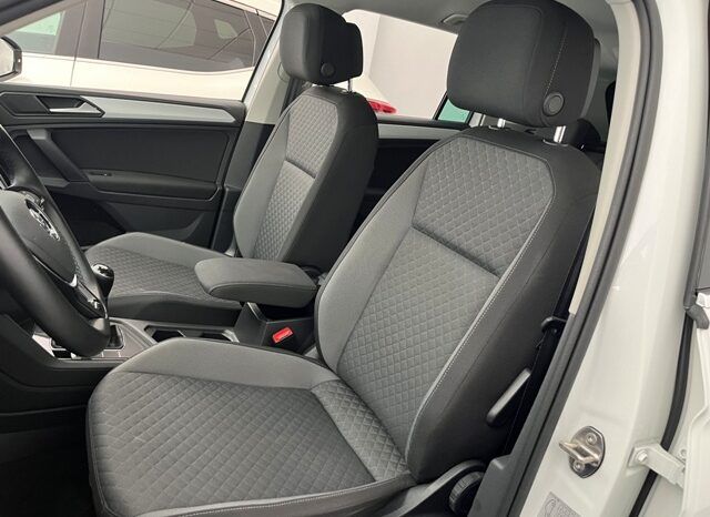 VOLKSWAGEN TIGUAN ADVANCE 2.0TDi 150CV AÑO 2019 lleno