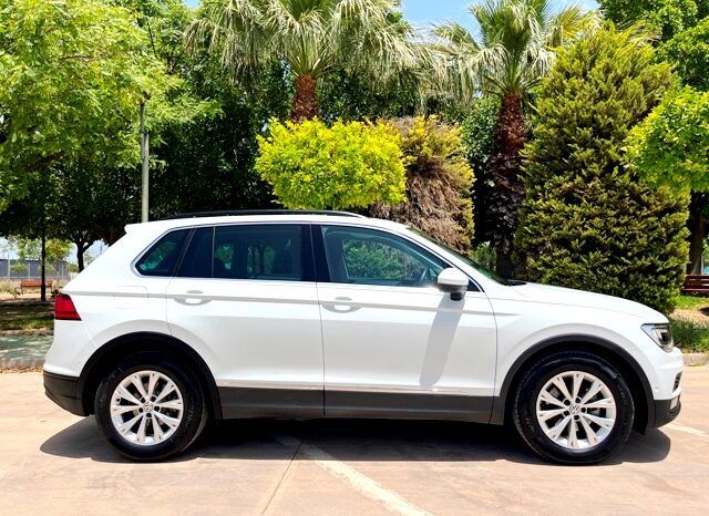 VOLKSWAGEN TIGUAN ADVANCE 2.0TDi 150CV AÑO 2019 lleno