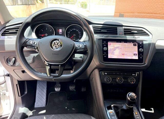 VOLKSWAGEN TIGUAN ADVANCE 2.0TDi 150CV AÑO 2019 lleno