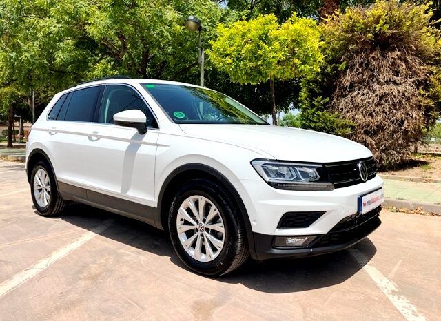 VOLKSWAGEN TIGUAN ADVANCE 2.0TDi 150CV AÑO 2019 lleno