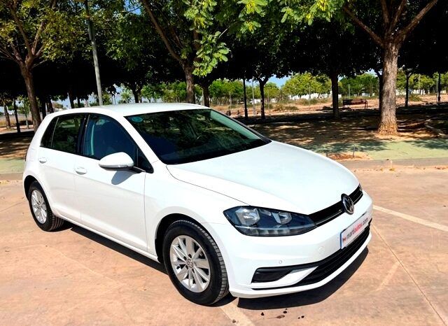 VOLKSWAGEN GOLF READY2GO 1.0TSi 115CV 6 VELOCIDADES AÑO 12-2019 lleno