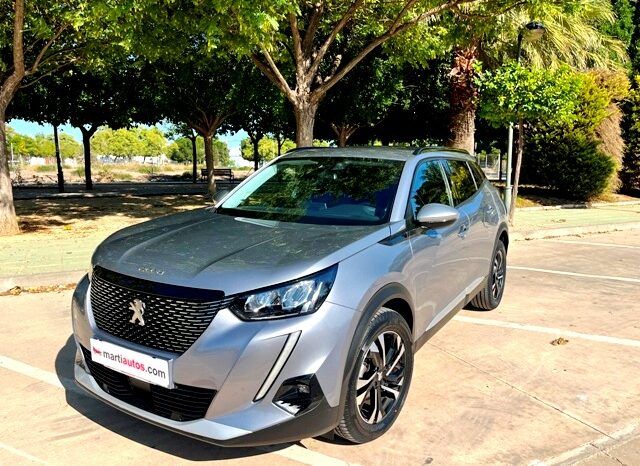 PEUGEOT 2008 ALLURE PACK AT8 1.2i 130CV AÑO 2021 lleno