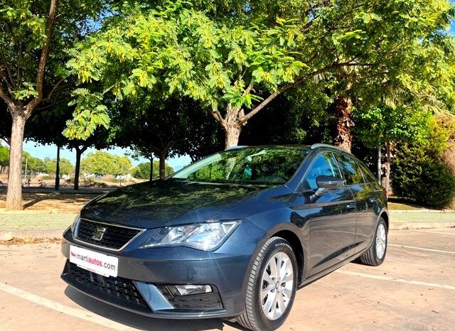 SEAT LEON ST STYLE EDITION NAVI 1.6TDi 115CV AÑO 2020 lleno