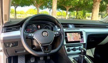 VOLKSWAGEN PASSAT VARIANT ADVANCE 2.0TDi 150CV AÑO 2019 lleno