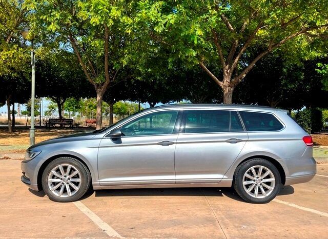 VOLKSWAGEN PASSAT VARIANT ADVANCE 2.0TDi 150CV AÑO 2019 lleno