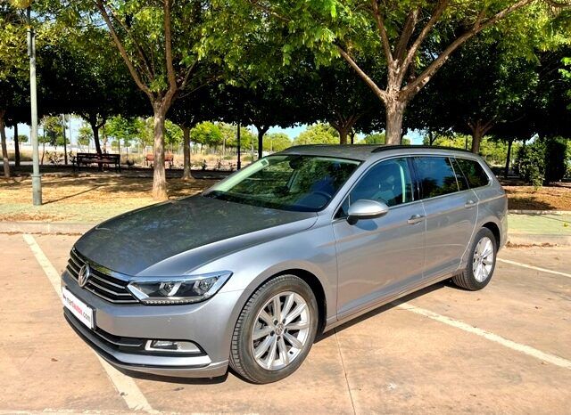 VOLKSWAGEN PASSAT VARIANT ADVANCE 2.0TDi 150CV AÑO 2019 lleno