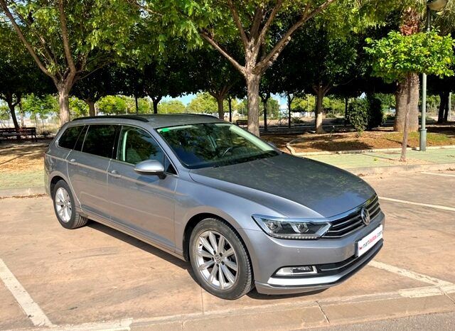 VOLKSWAGEN PASSAT VARIANT ADVANCE 2.0TDi 150CV AÑO 2019 lleno