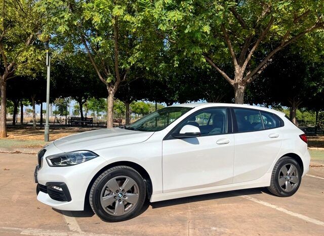 BMW 116D BUSINESS 115D AÑO 2020 lleno