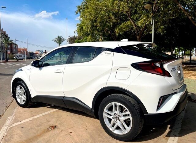 TOYOTA CHR ACTIVE 125H HYBRID MODELO 2021 lleno