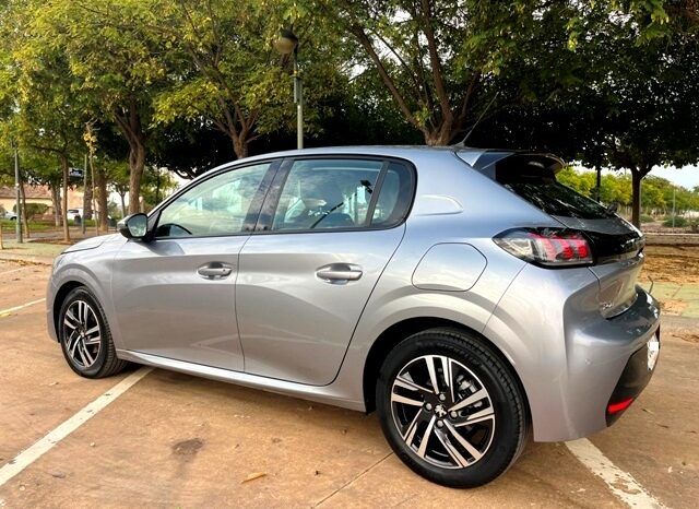 PEUGEOT 208 ALLURE 1.2i 100CV 6 VELOCIDADES AÑO 2020 lleno