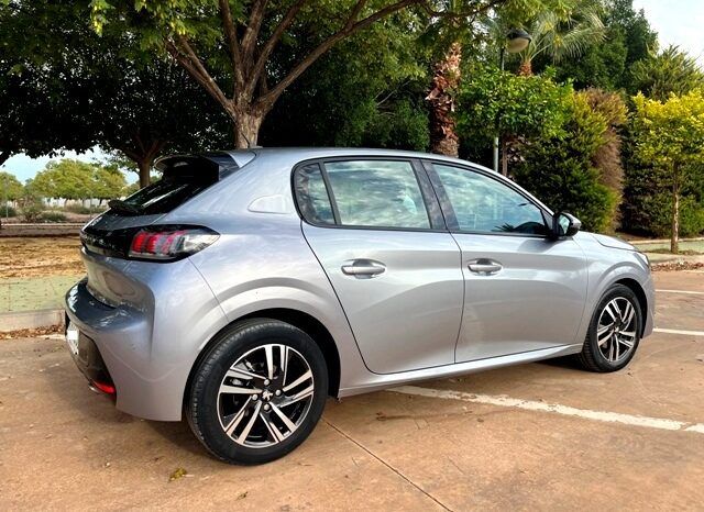 PEUGEOT 208 ALLURE 1.2i 100CV 6 VELOCIDADES AÑO 2020 lleno