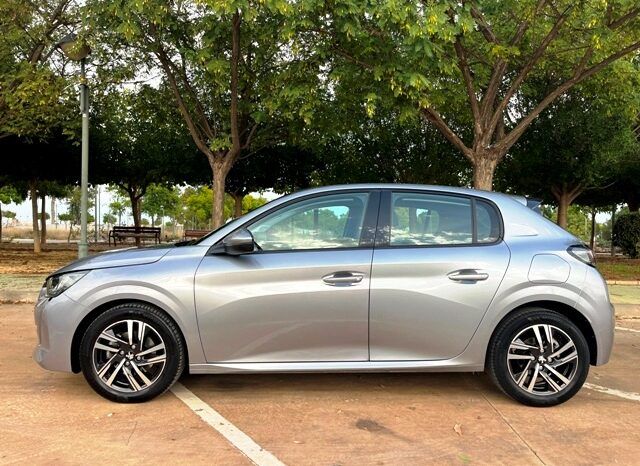 PEUGEOT 208 ALLURE 1.2i 100CV 6 VELOCIDADES AÑO 2020 lleno