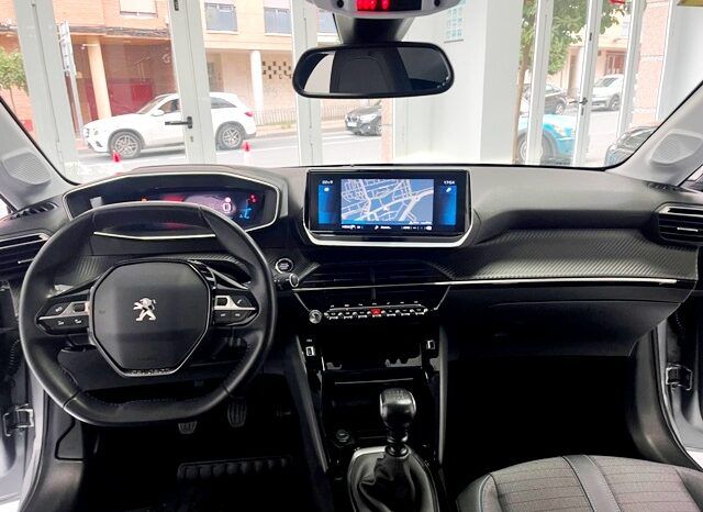 PEUGEOT 208 ALLURE 1.2i 100CV 6 VELOCIDADES AÑO 2020 lleno