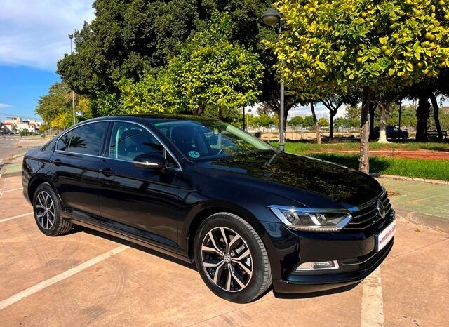 VOLKSWAGEN PASSAT ADVANCE 2.0TDi 150CV AÑO 2019 lleno