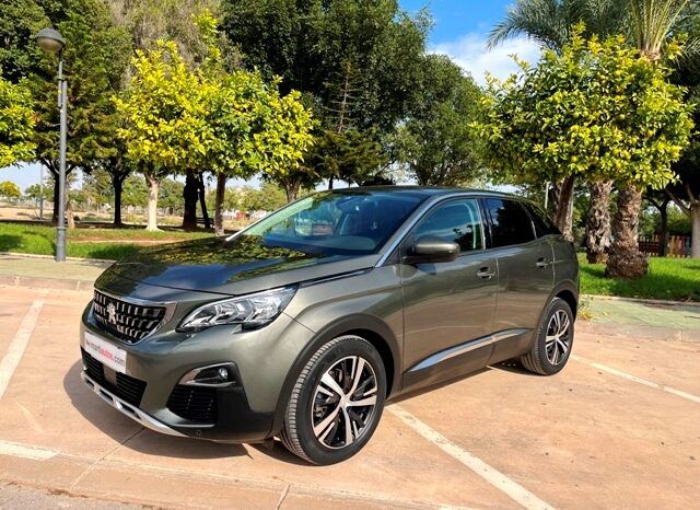 PEUGEOT 3008 1.2i 130CV ALLURE AÑO 2019 lleno