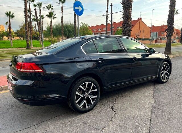 VOLKSWAGEN PASSAT ADVANCE 2.0TDi 150CV AÑO 2019 lleno