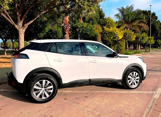 PEUGEOT 2008 ACTIVE 1.2i 100CV 6 VELOCIDADES MODELO 2022 lleno