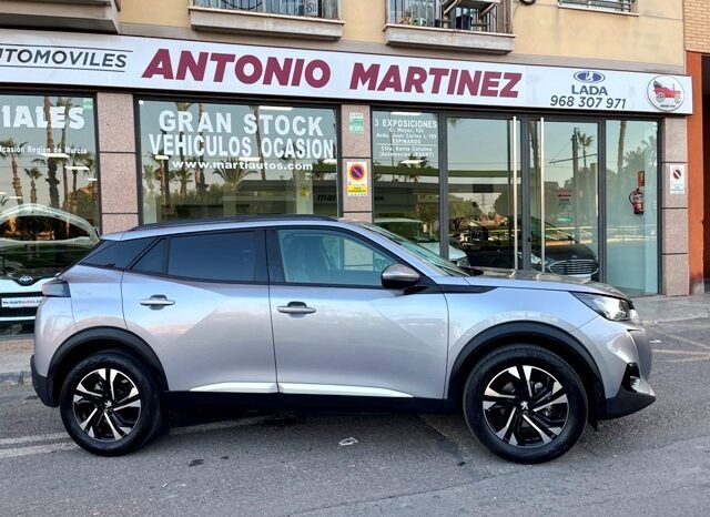 PEUGEOT 2008 ALLURE AT8 1.2i 130CV AÑO 2021 lleno