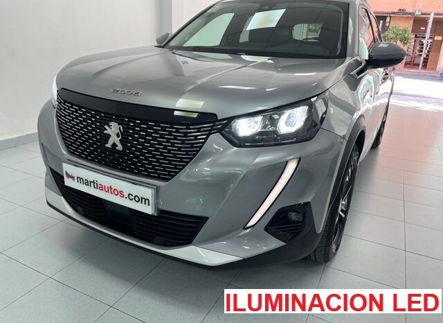 PEUGEOT 2008 ALLURE AT8 1.2i 130CV AÑO 2021 lleno