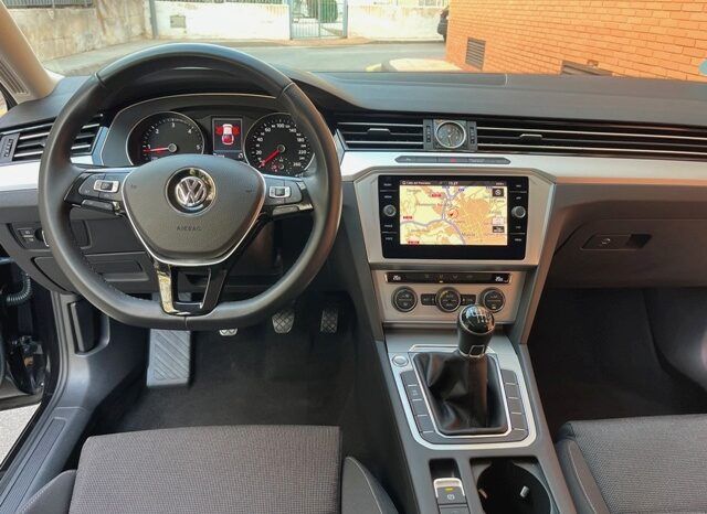 VOLKSWAGEN PASSAT ADVANCE 2.0TDi 150CV AÑO 2019 lleno