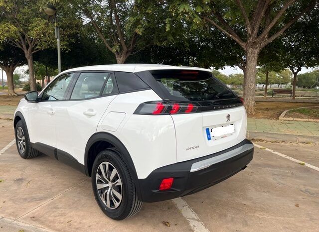 PEUGEOT 2008 ACTIVE 1.2i 100CV 6 VELOCIDADES AÑO 2022 lleno