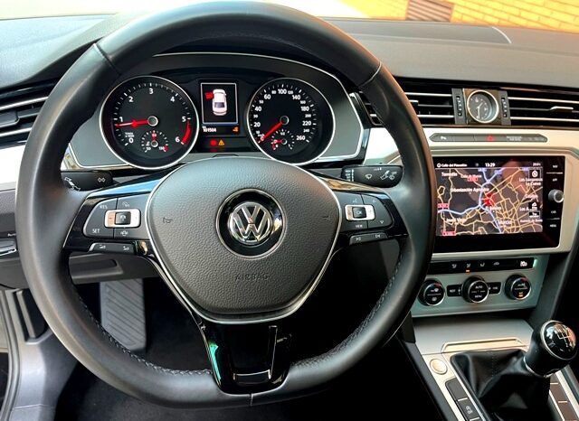 VOLKSWAGEN PASSAT ADVANCE 2.0TDi 150CV AÑO 2019 lleno