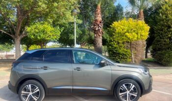 PEUGEOT 3008 1.2i 130CV ALLURE AÑO 2019 lleno