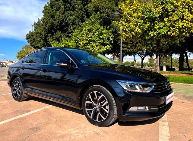 VOLKSWAGEN PASSAT ADVANCE 2.0TDi 150CV AÑO 2019 lleno