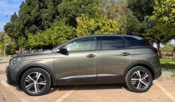 PEUGEOT 3008 1.2i 130CV ALLURE AÑO 2019 lleno