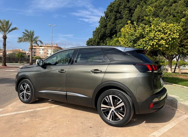 PEUGEOT 3008 1.2i 130CV ALLURE AÑO 2019 lleno