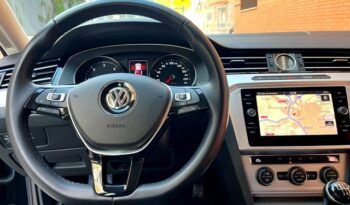 VOLKSWAGEN PASSAT ADVANCE 2.0TDi 150CV AÑO 2019 lleno