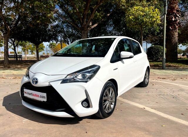 TOYOTA YARIS ACTIVE TECH HYBRID 1.5 100H AÑO 2019 lleno