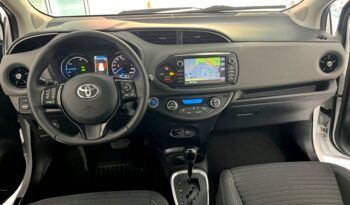 TOYOTA YARIS ACTIVE TECH HYBRID 1.5 100H AÑO 2019 lleno