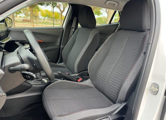 PEUGEOT 2008 ACTIVE 1.2i 100CV 6 VELOCIDADES AÑO 12-2021 lleno
