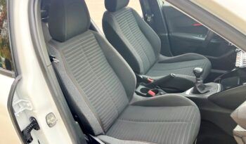 PEUGEOT 2008 ACTIVE 1.2i 100CV 6 VELOCIDADES AÑO 12-2021 lleno