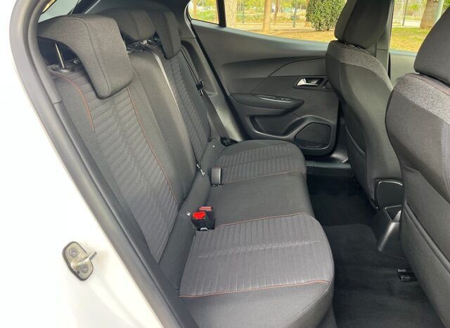 PEUGEOT 2008 ACTIVE 1.2i 100CV 6 VELOCIDADES AÑO 12-2021 lleno