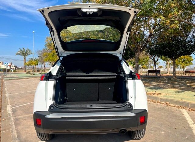 PEUGEOT 2008 ACTIVE 1.2i 100CV 6 VELOCIDADES AÑO 12-2021 lleno