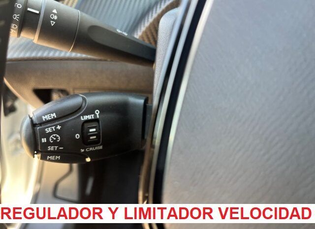 PEUGEOT 2008 ACTIVE 1.2i 100CV 6 VELOCIDADES AÑO 12-2021 lleno
