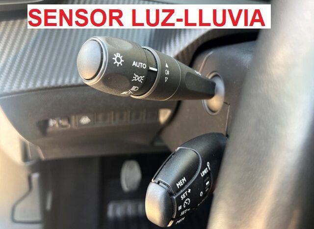 PEUGEOT 2008 ACTIVE 1.2i 100CV 6 VELOCIDADES AÑO 12-2021 lleno