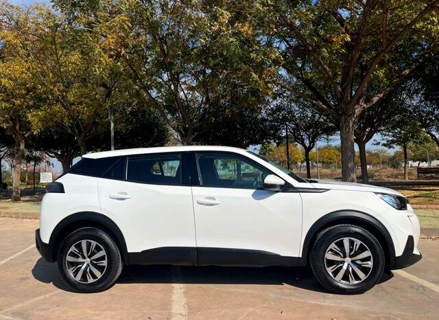 PEUGEOT 2008 ACTIVE 1.2i 100CV 6 VELOCIDADES AÑO 12-2021 lleno