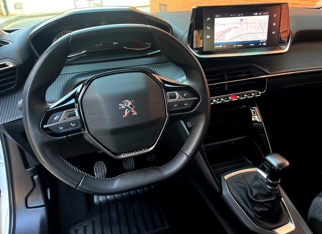 PEUGEOT 2008 ACTIVE 1.2i 100CV 6 VELOCIDADES AÑO 12-2021 lleno