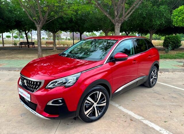 PEUGEOT 3008 ALLURE PACK 1.5HDI 130CV 6 VELOCIDADES MODELO 2020 lleno