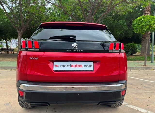 PEUGEOT 3008 ALLURE PACK 1.5HDI 130CV 6 VELOCIDADES MODELO 2020 lleno