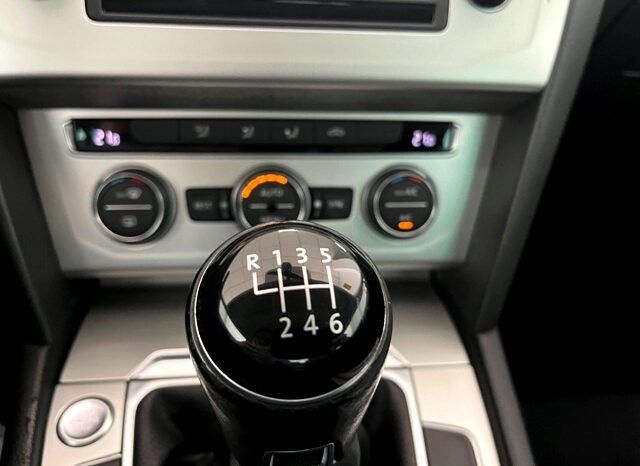 VOLKSWAGEN PASSAT ADVANCE 2.0TDi 150CV AÑO 2017 lleno