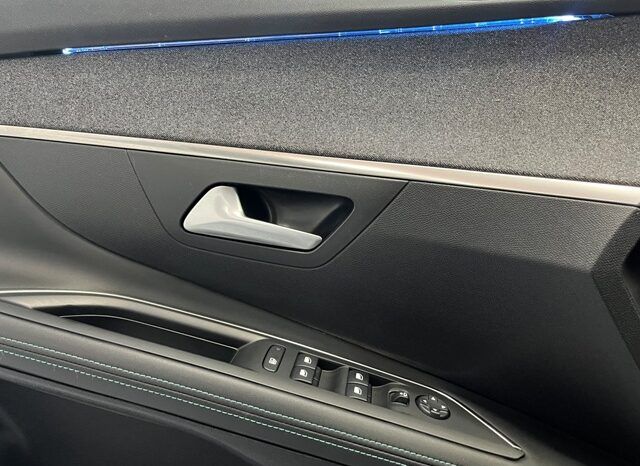 PEUGEOT 3008 ALLURE PACK 1.5HDI 130CV AT8 – AUTOMATICO AÑO 2021 lleno