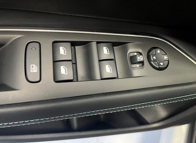 PEUGEOT 3008 ALLURE PACK 1.5HDI 130CV AT8 – AUTOMATICO AÑO 2021 lleno