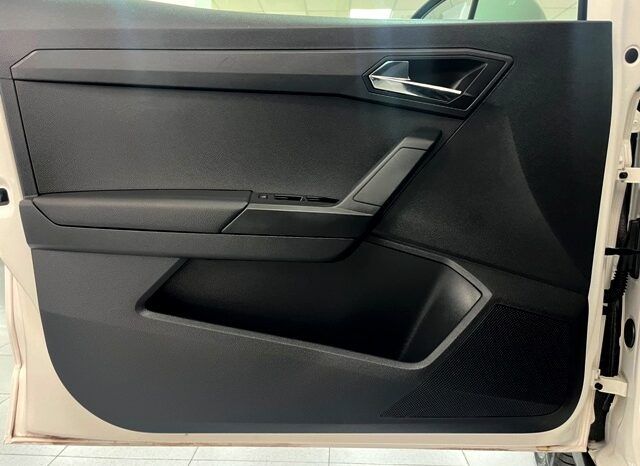 SEAT ARONA STYLE 1.0TSi 95CV AÑO 2019 lleno